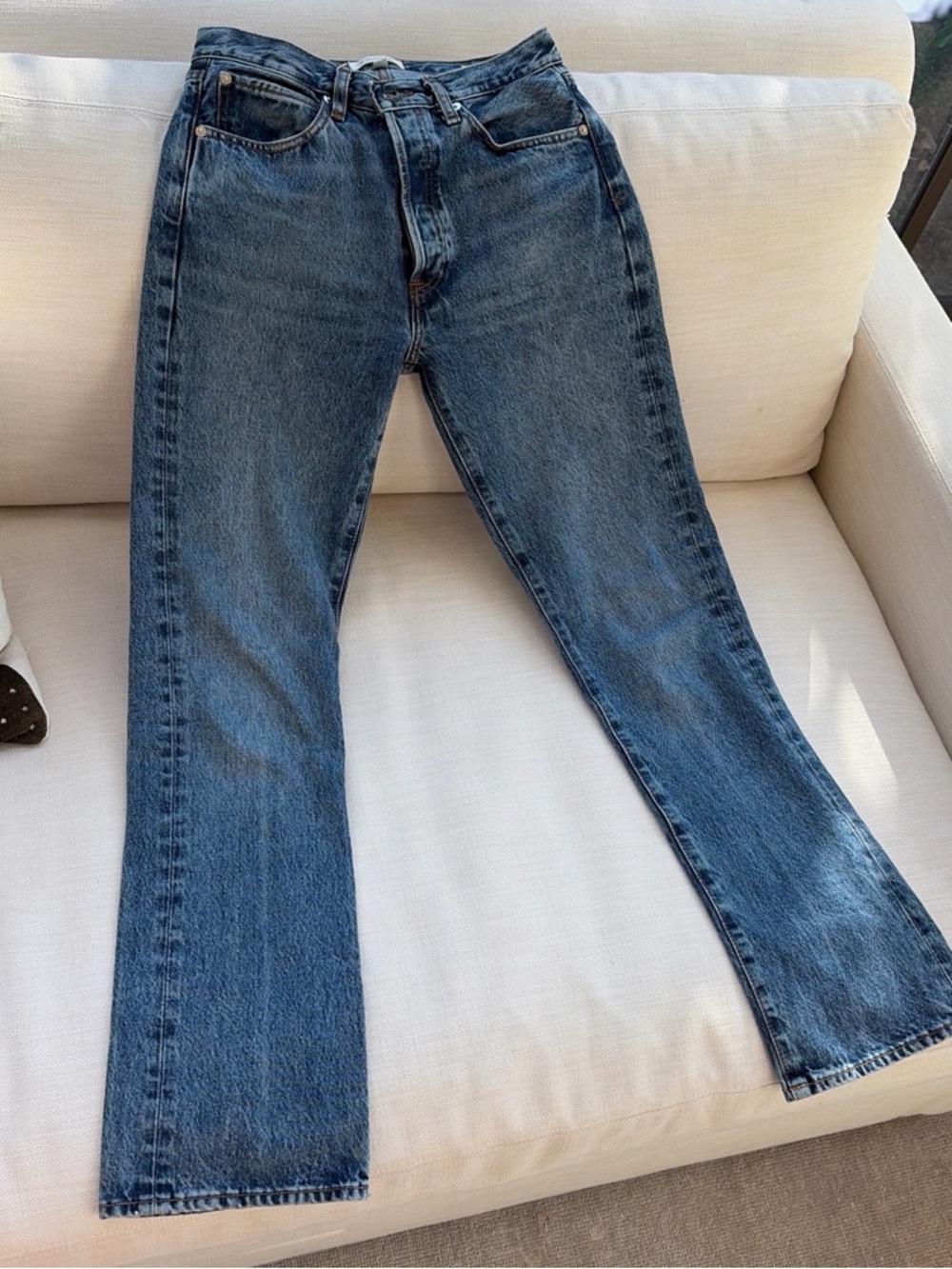 Frame Denim Straight-Leg Jeans in Medium Blue Wash
